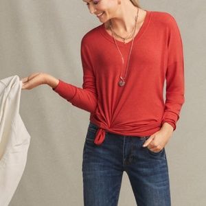 Cabi 2019 Spring Serenity Tee, Fiesta, NEW